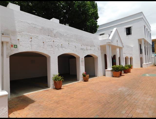 400M² OFFICE FOR SALE IN FERNDALE